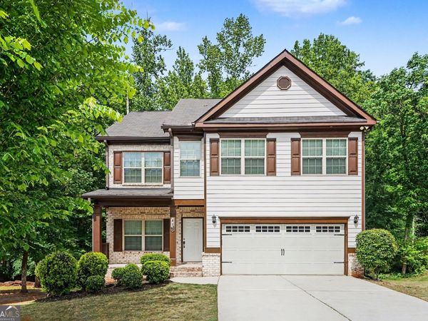 825 Sassafras Lane, Hoschton, GA 30548