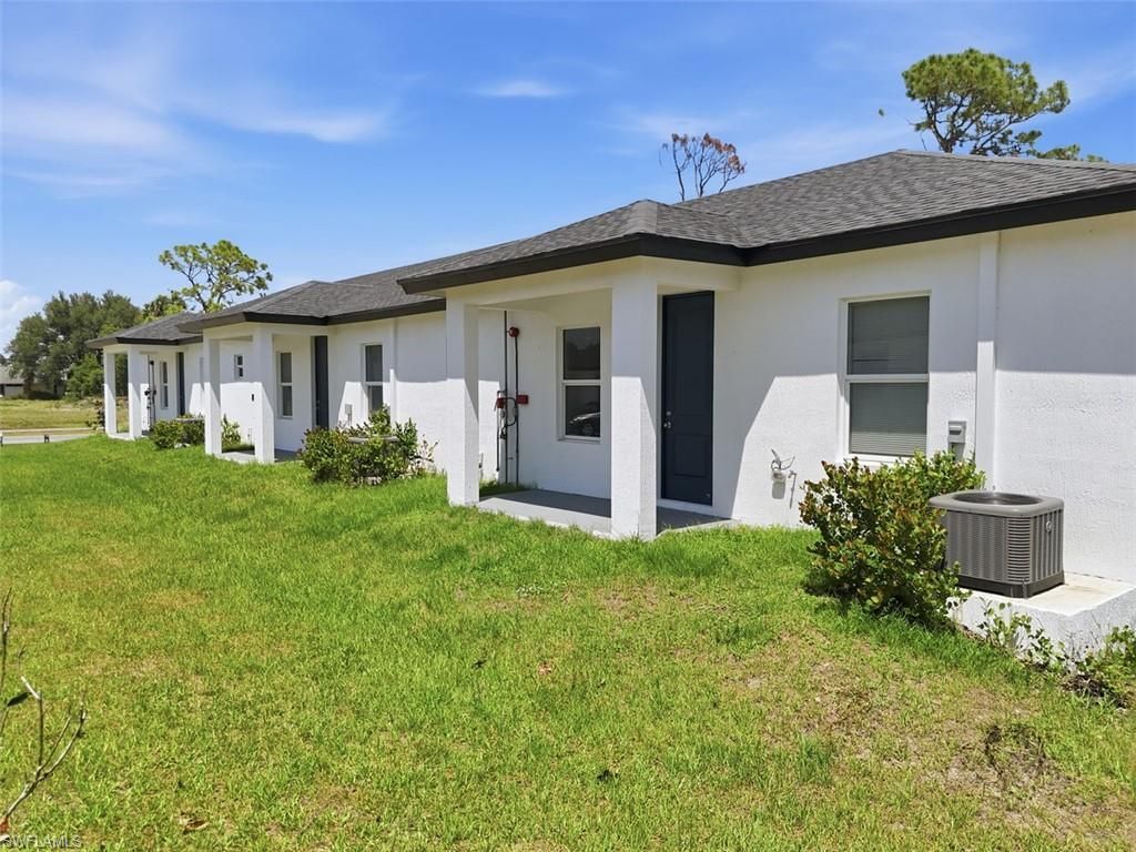 195 Rotonda Blvd W, Unit 3, Rotonda West, FL 33947 Photo