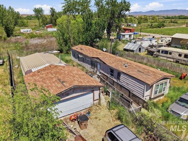 8383 Florence St, Emmett, ID 83617