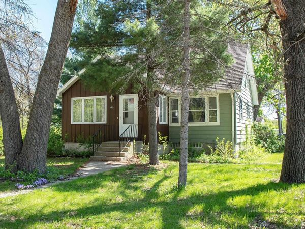 1919 Cypress Ave , Cedar Falls, IA 50613