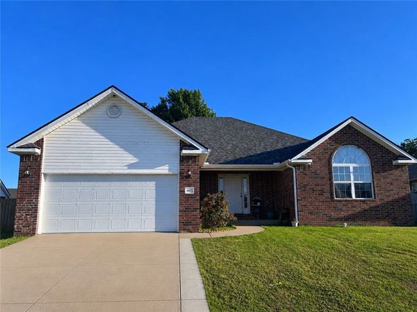 887 Palisades Avenue , Springdale, AR 72764