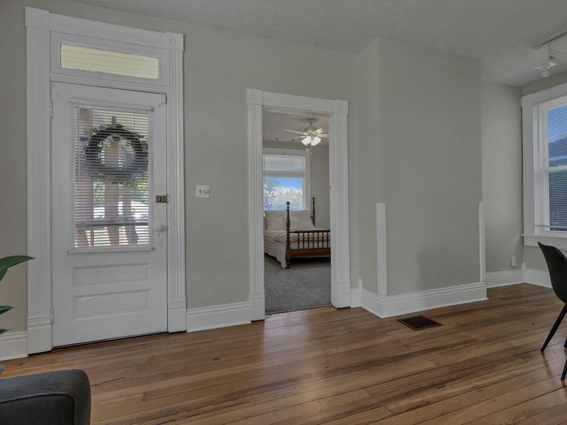 806 N High Street, Lancaster, OH 43130 Photo 8