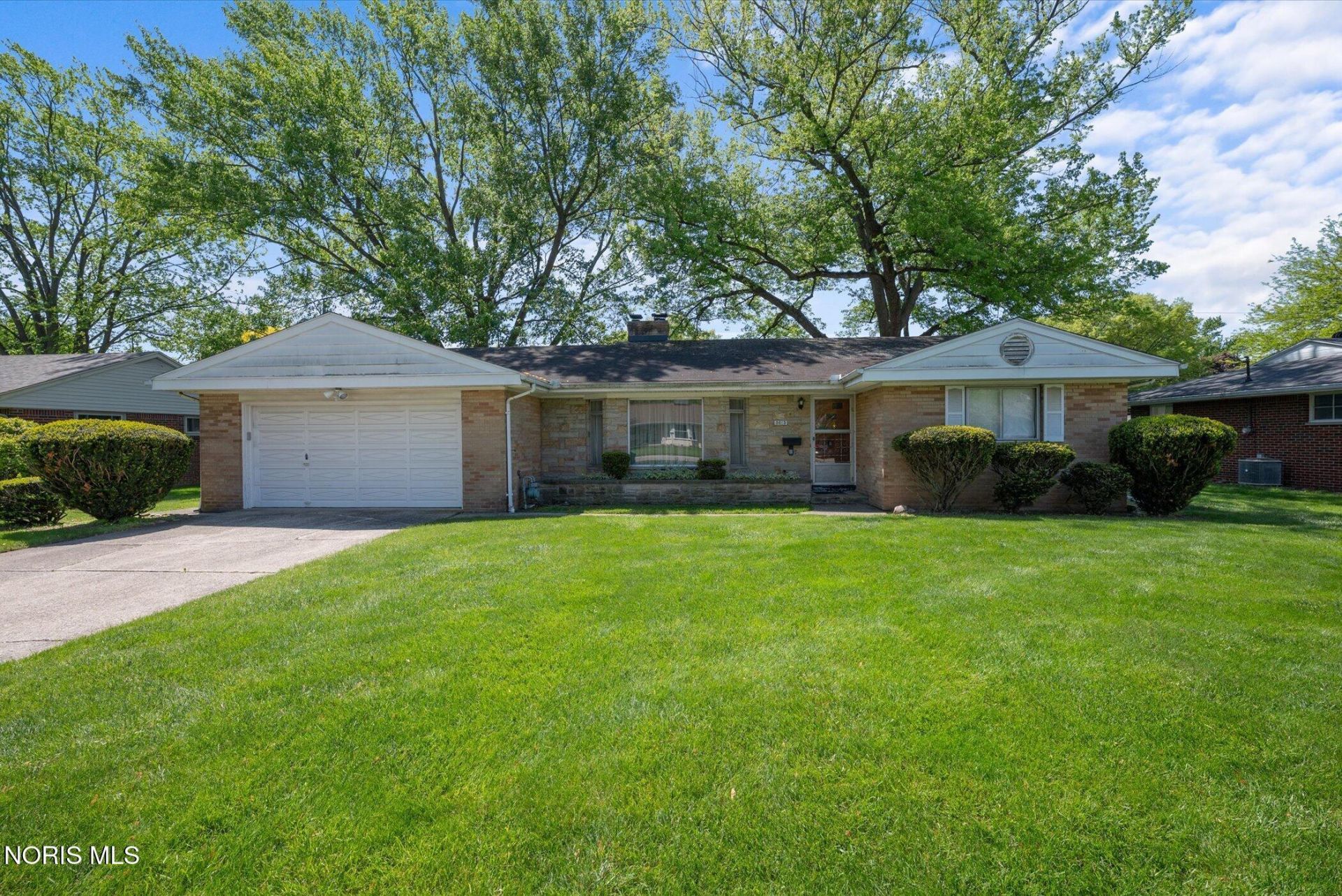3615 Denise Drive Toledo, OH 43614