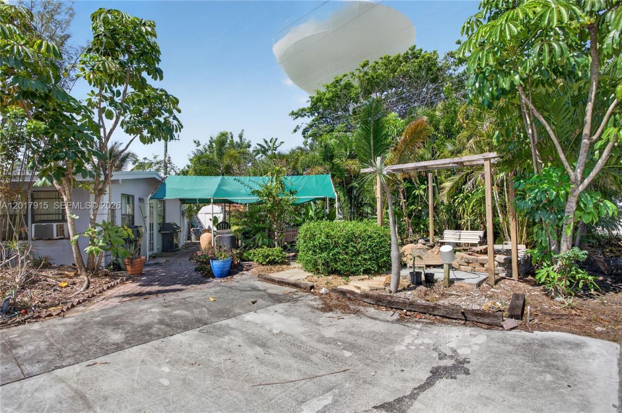 5041 NE 14th Ave, Pompano Beach, FL 33064 Photo