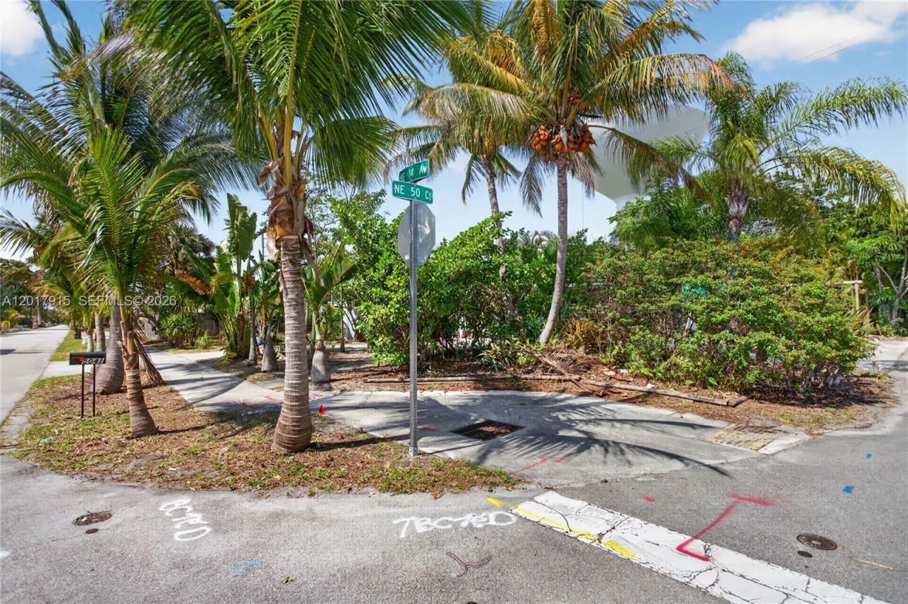 5041 NE 14th Ave, Pompano Beach, FL 33064 Photo