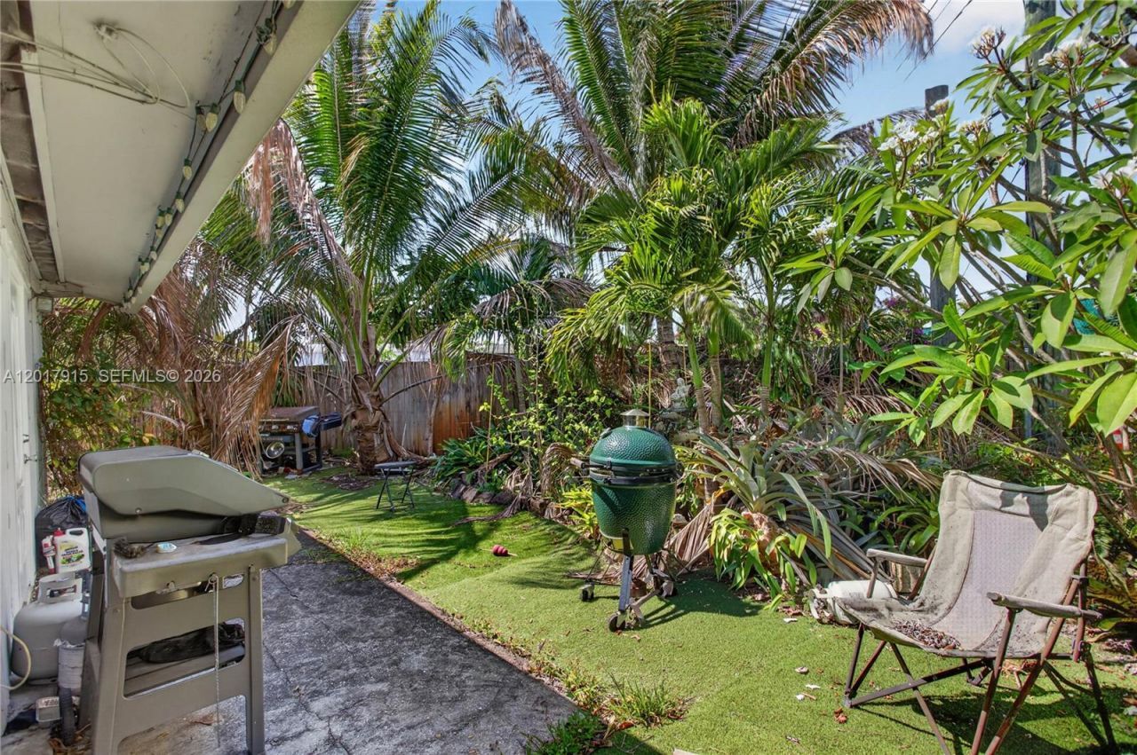 5041 NE 14th Ave, Pompano Beach, FL 33064 Photo