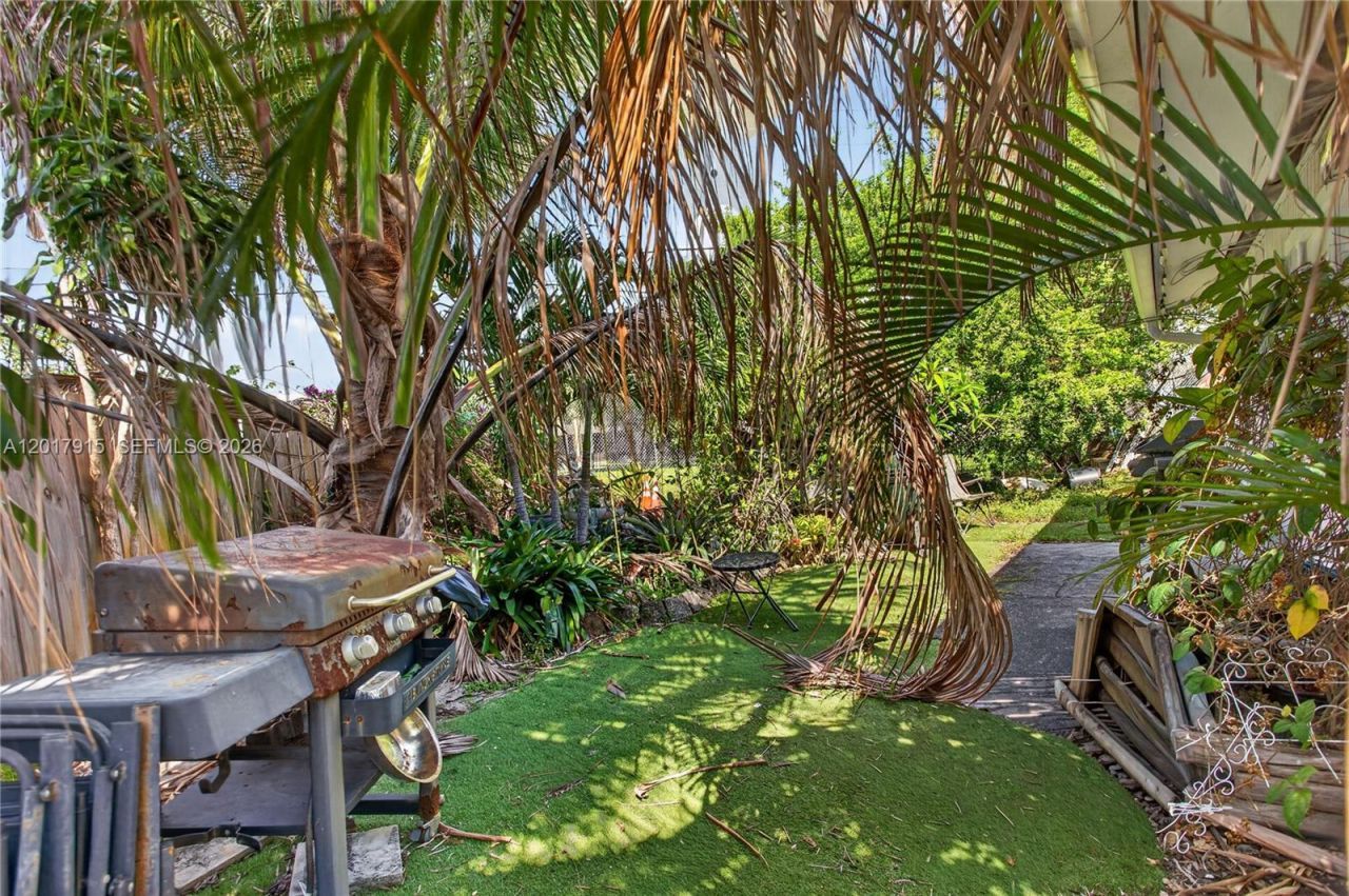 5041 NE 14th Ave, Pompano Beach, FL 33064 Photo