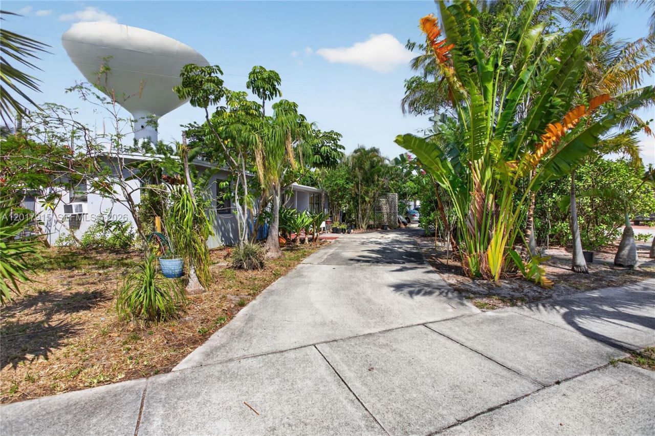 5041 NE 14th Ave, Pompano Beach, FL 33064 Photo