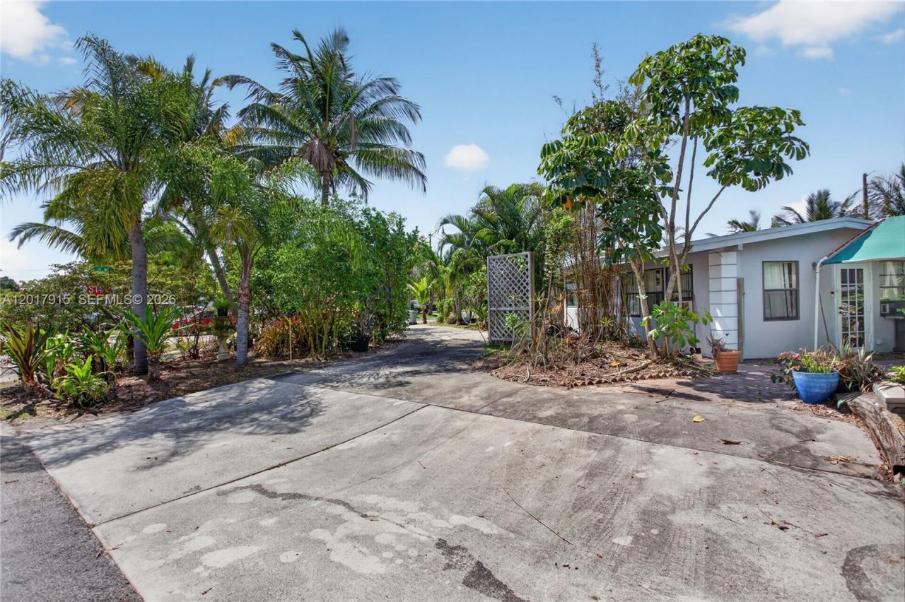 5041 NE 14th Ave, Pompano Beach, FL 33064 Photo