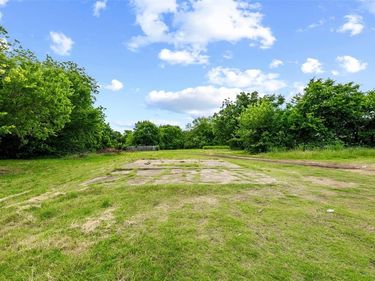 2512 E Ann Arbor Avenue, Dallas, TX 75216