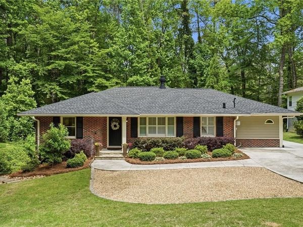 1850 Fern Creek Lane NE, Atlanta, GA 30329