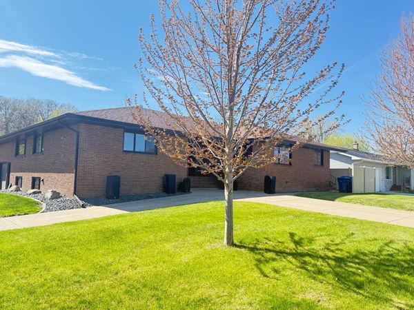 603 Northern Avenue , Fergus Falls, MN 56537