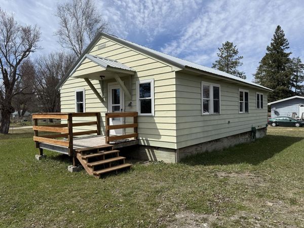 412 4th Street NW, Big Falls, MN 56627