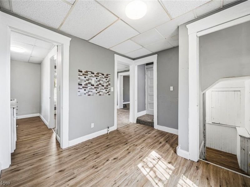 9008 Birchdale Avenue, Cleveland, OH 44106 Photo 11