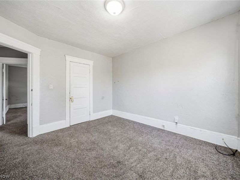 9008 Birchdale Avenue, Cleveland, OH 44106 Photo 16