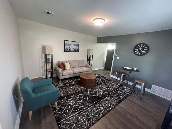 709 Dexter St, Madison, WI 53704
