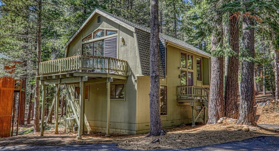11790 Mougle Lane, Truckee, CA 96161 Photo