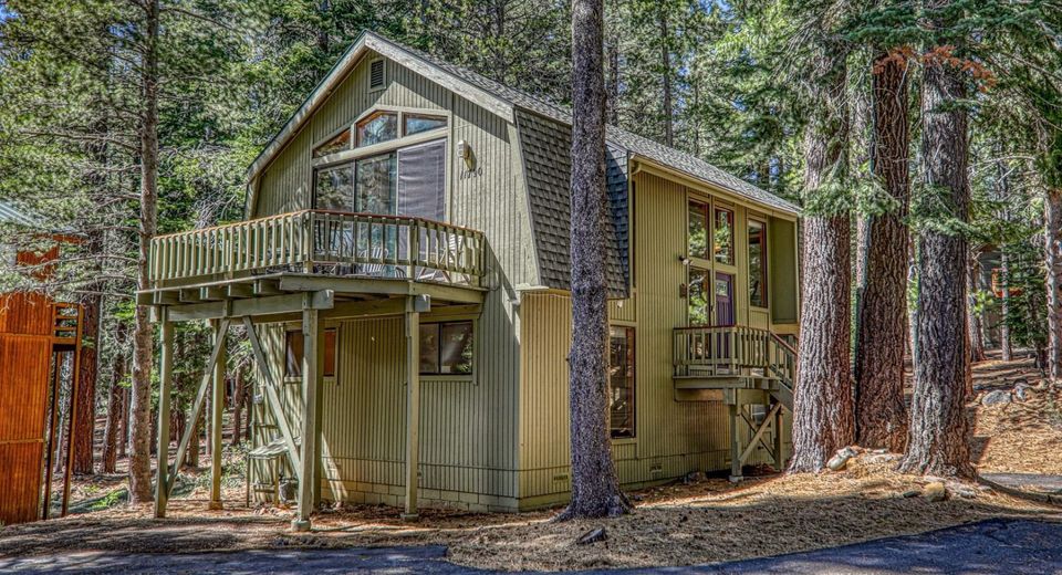 11790 Mougle Lane, Truckee, CA 96161 Photo