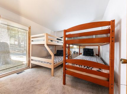11790 Mougle Lane, Truckee, CA 96161 Photo