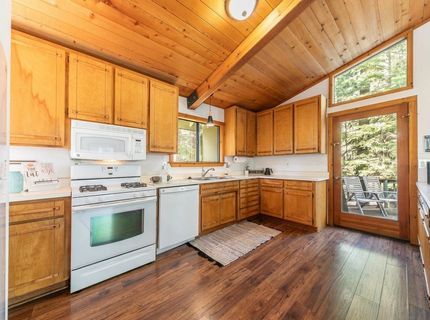 11790 Mougle Lane, Truckee, CA 96161 Photo