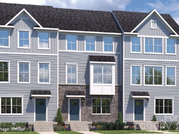 8005 Steele Valley Road , Charlotte, NC 28278