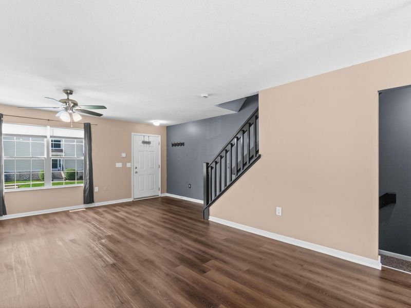 7274 Colonial Affair Drive, Unit 11, New Albany, OH 43054 Photo 14