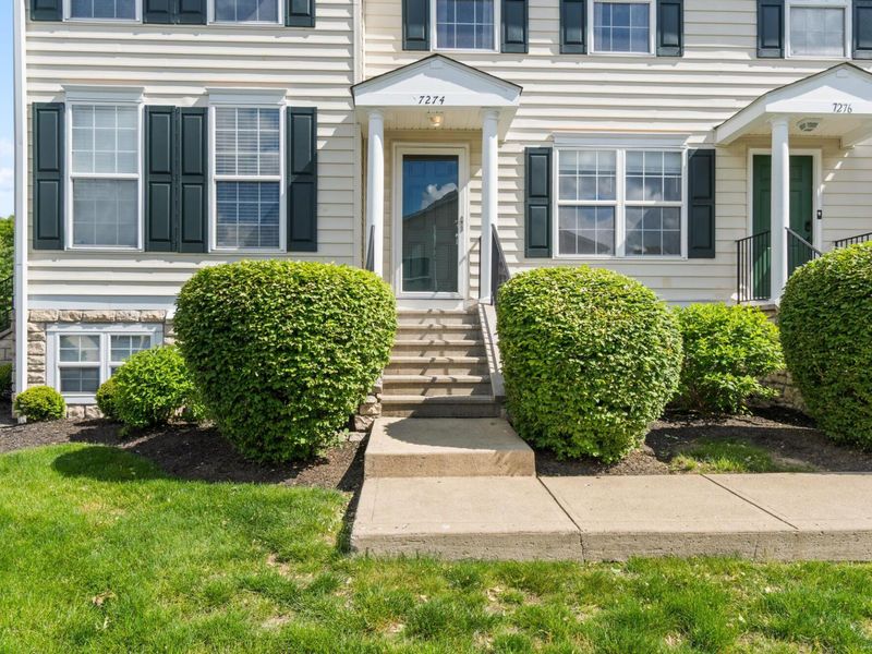 7274 Colonial Affair Drive, Unit 11, New Albany, OH 43054 Photo 5