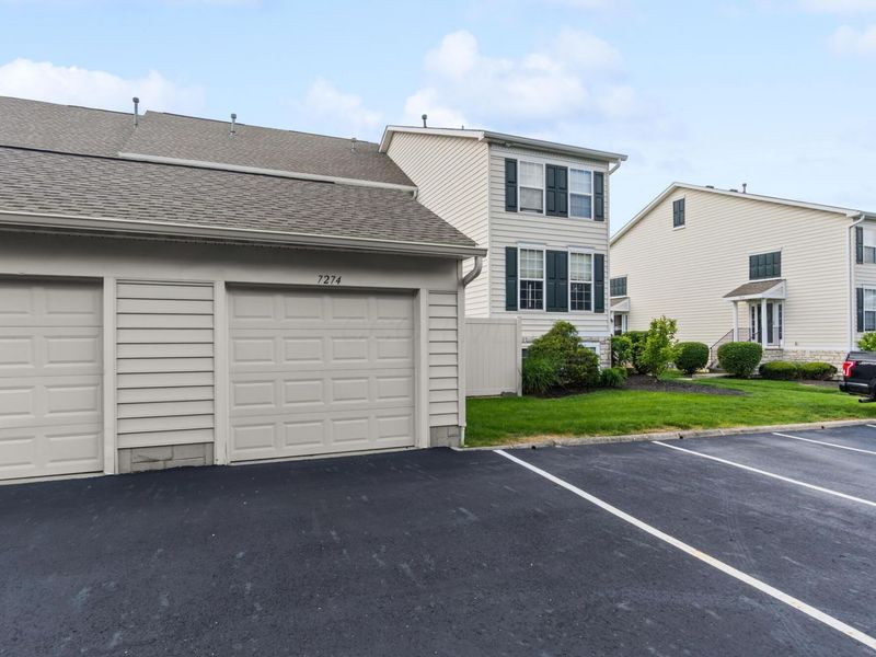 7274 Colonial Affair Drive, Unit 11, New Albany, OH 43054 Photo 9