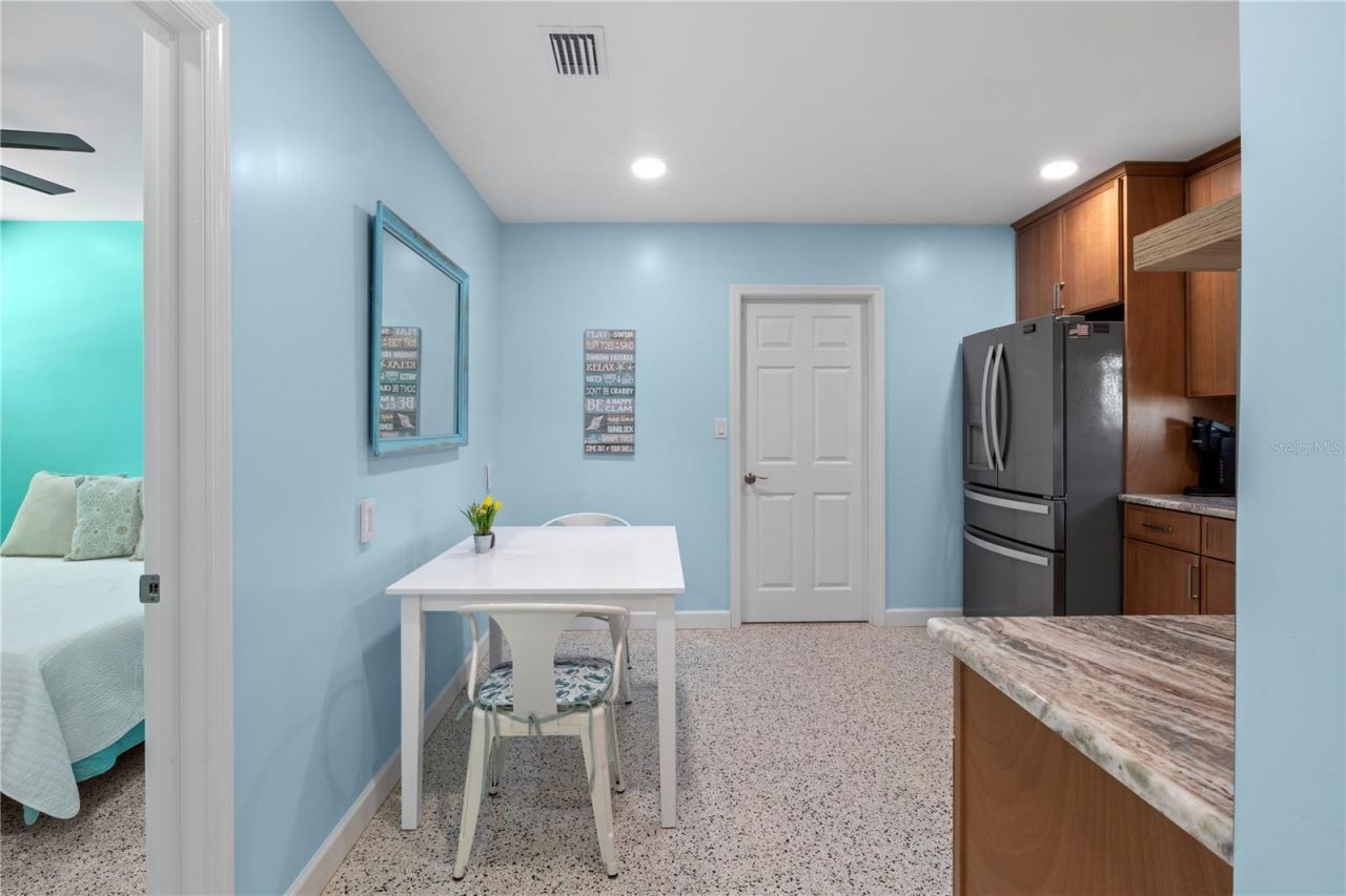 204 29th Street , Holmes Beach, FL 34217 Photo