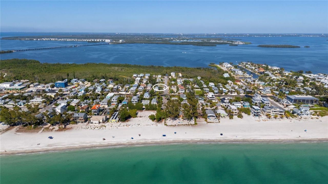 204 29th Street , Holmes Beach, FL 34217 Photo