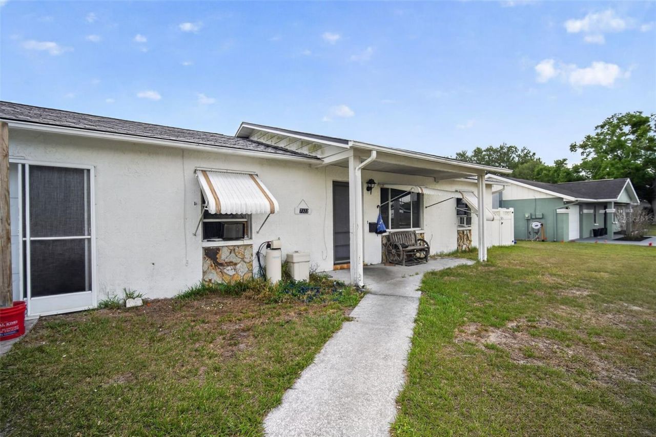 7322 Landover Drive, Zephyrhills, FL 33540 Photo