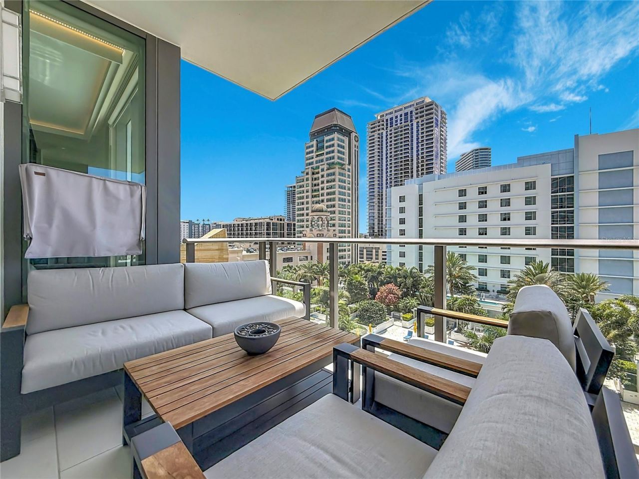 100 1st Avenue N, Unit 1106, Saint Petersburg, FL 33701 Photo