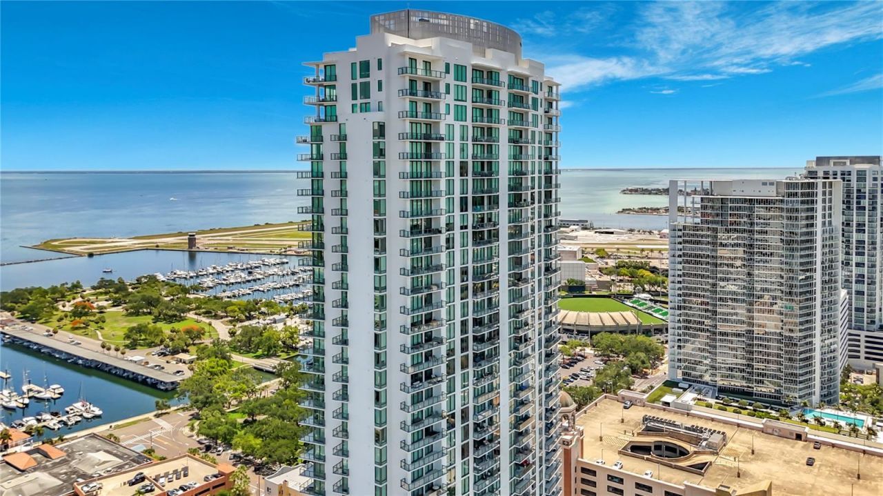 100 1st Avenue N, Unit 1106, Saint Petersburg, FL 33701 Photo