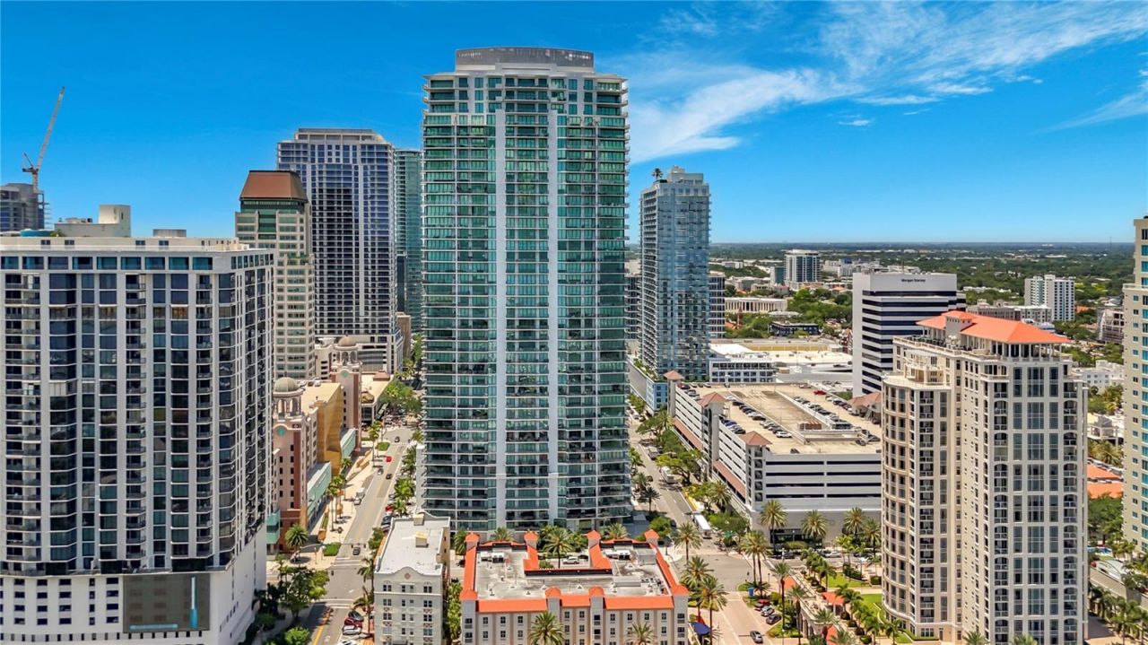 100 1st Avenue N, Unit 1106, Saint Petersburg, FL 33701 Photo