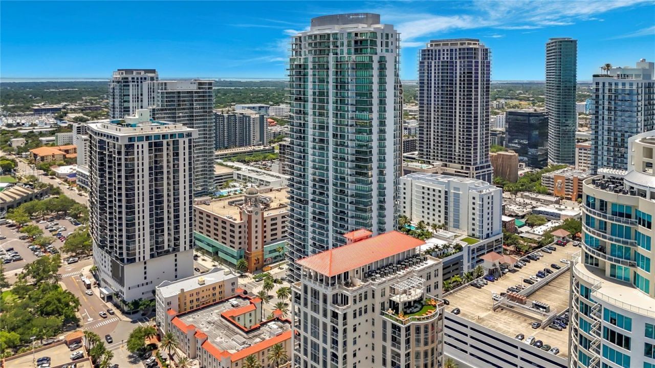 100 1st Avenue N, Unit 1106, Saint Petersburg, FL 33701 Photo