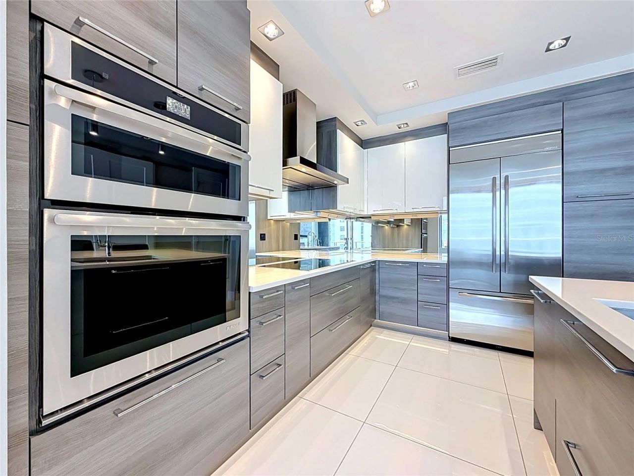 100 1st Avenue N, Unit 1106, Saint Petersburg, FL 33701 Photo