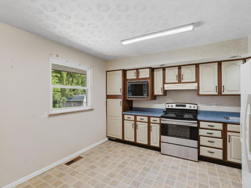 342 Warr Lane, Hamilton, OH 45013 Photo 17