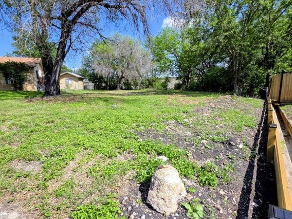 110 ZEUTY ST, San Antonio, TX 78227