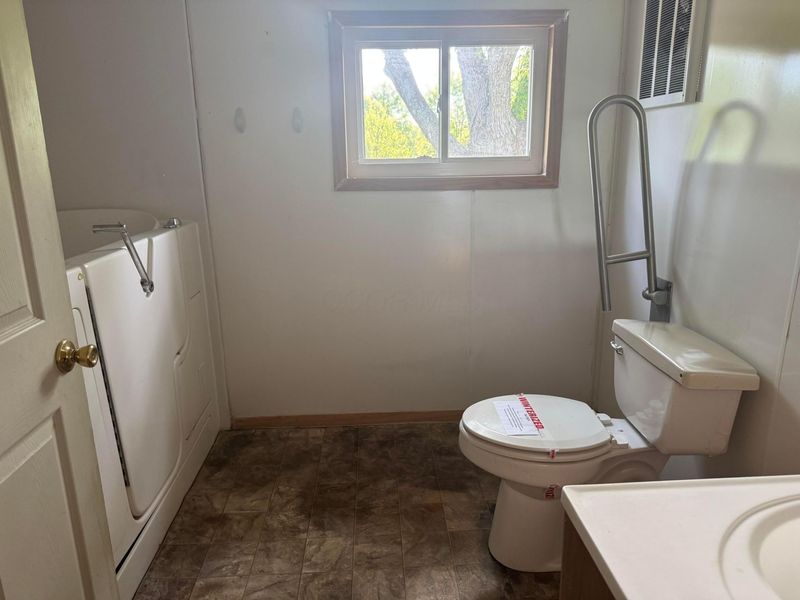 64 7th Avenue SW, Unit 1, Etna, OH 43062 Photo 13