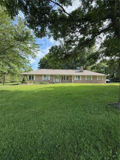 34007 E Ryan Road, Oak Grove, MO 64075 Main Photo