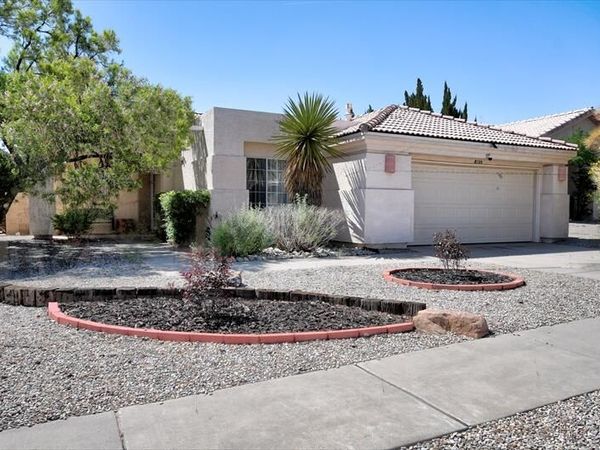 8120 Corte De Aguila NW, Albuquerque, NM 87120