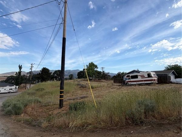 22117 Mccarthy, Tehachapi, CA 93561