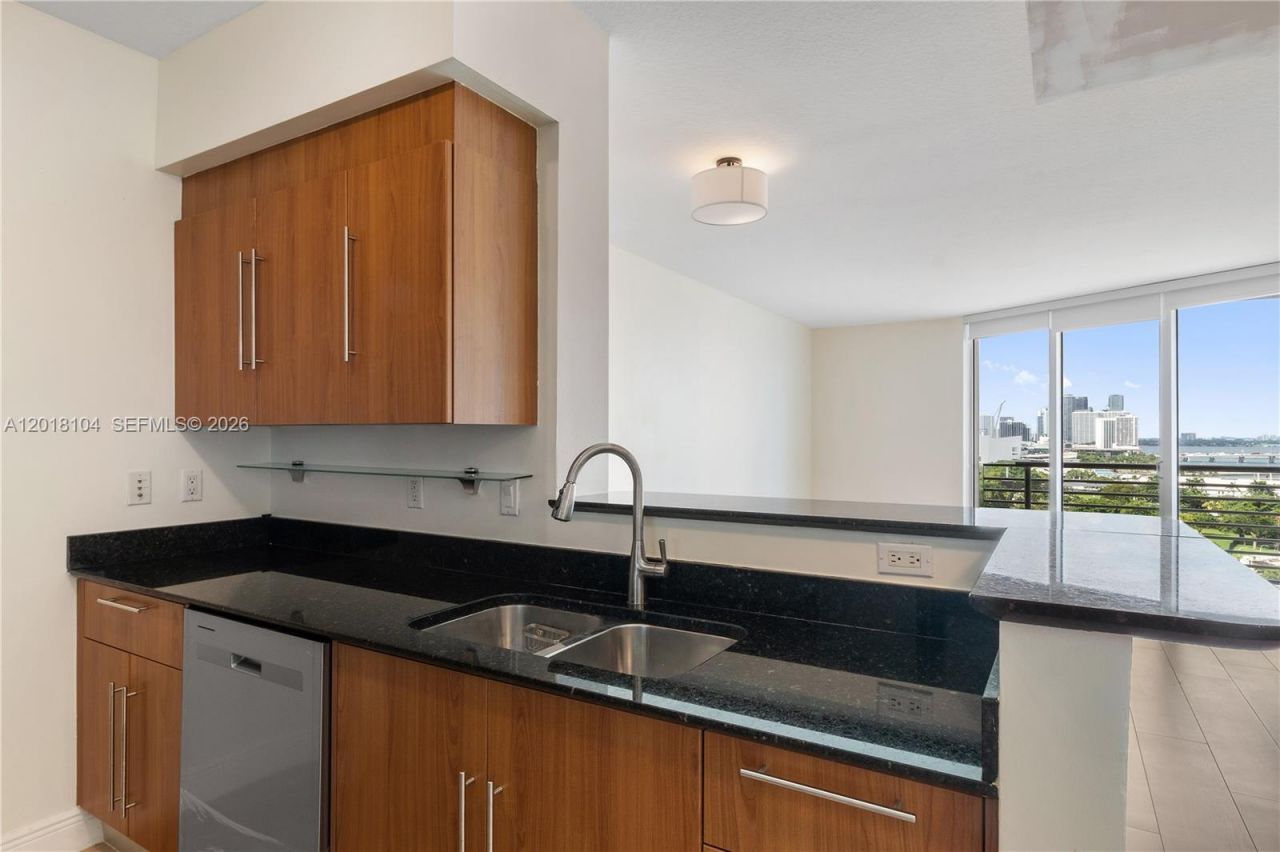 325 S Biscayne, Unit 1718, Miami, FL 33131 Photo