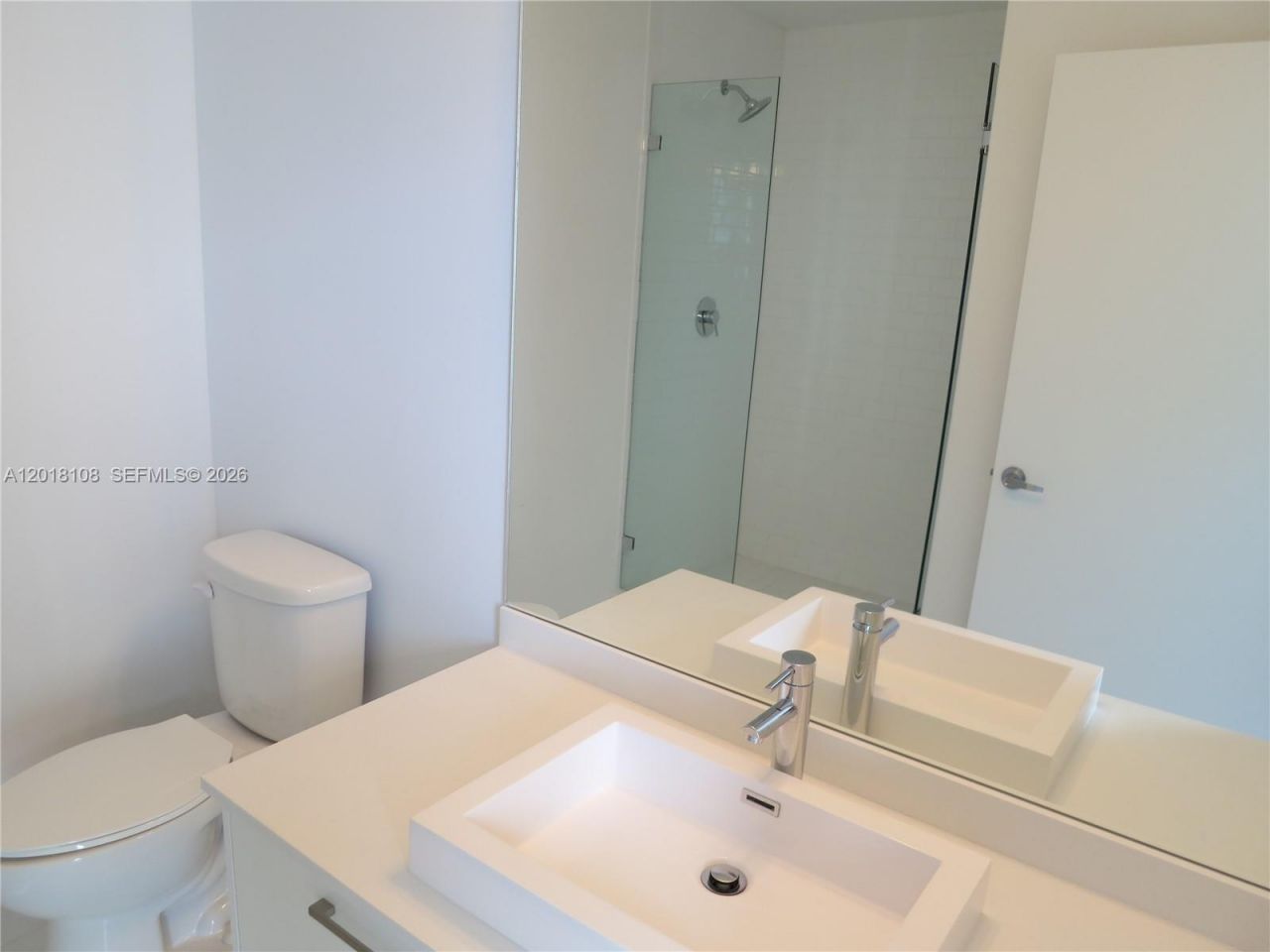 151 SE 1 St, Unit 3204, Miami, FL 33131 Photo