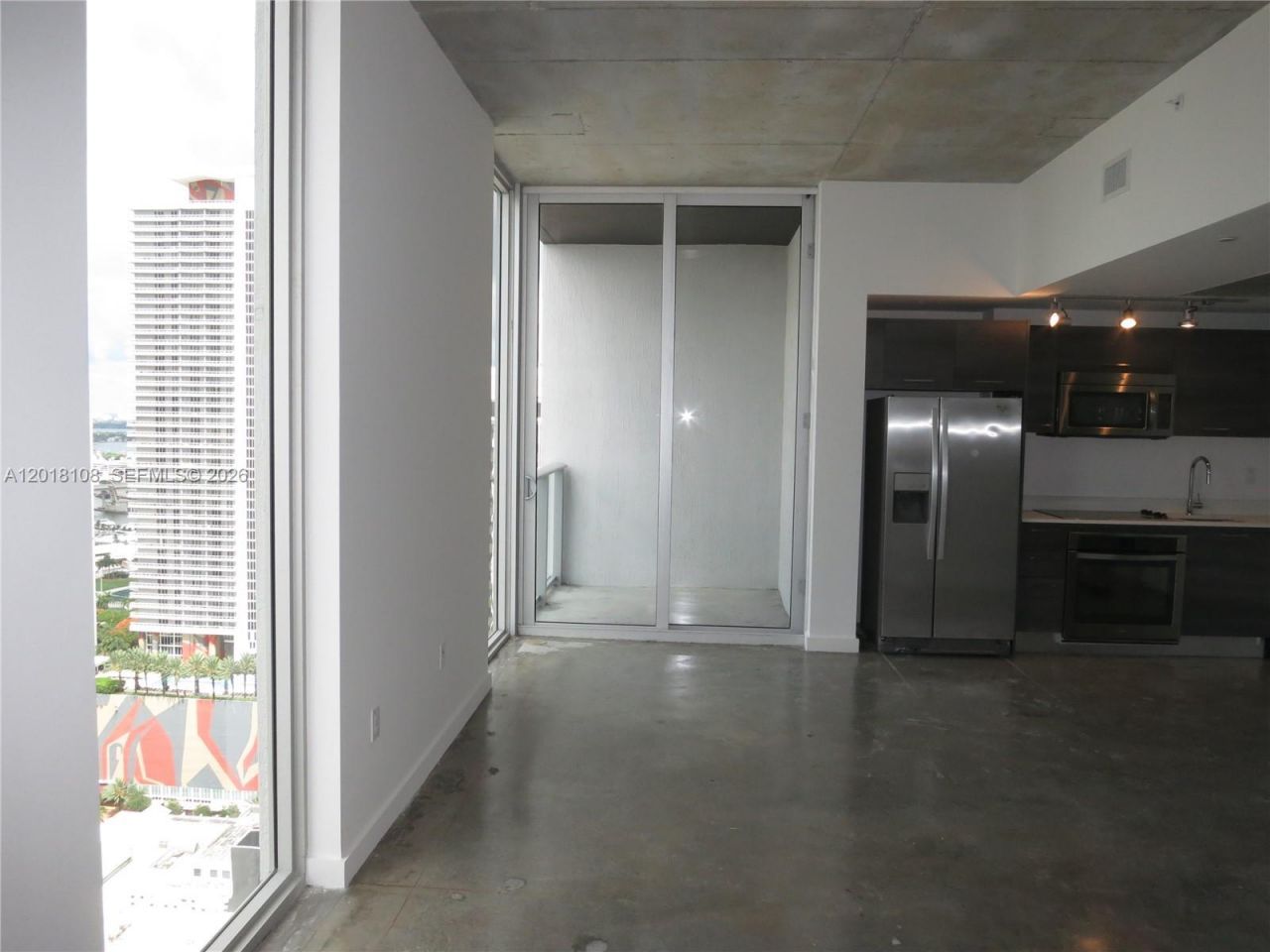 151 SE 1 St, Unit 3204, Miami, FL 33131 Photo