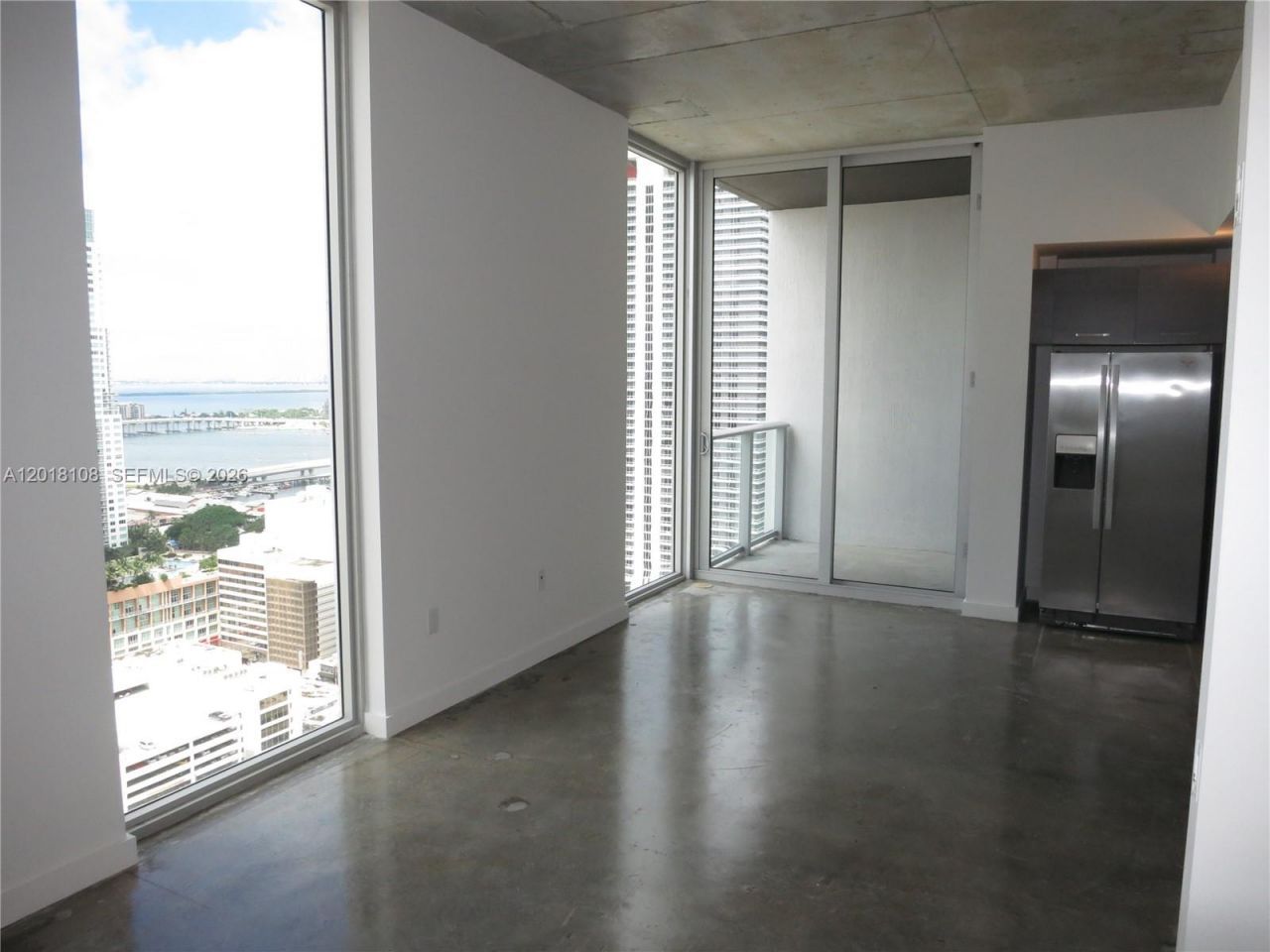 151 SE 1 St, Unit 3204, Miami, FL 33131 Photo