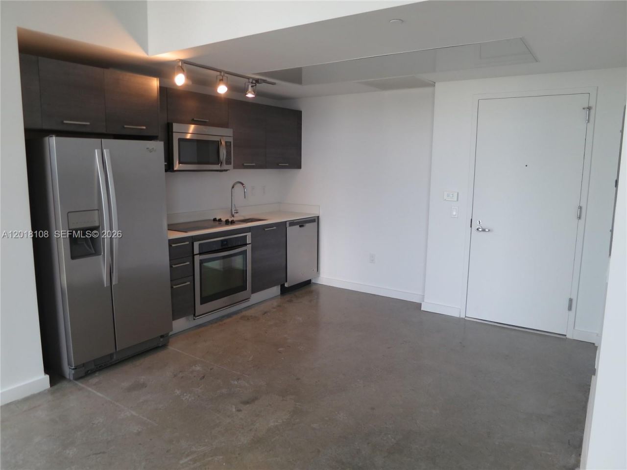 151 SE 1 St, Unit 3204, Miami, FL 33131 Photo