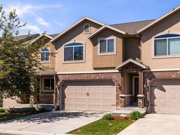 1865 W 5050 S, Roy, UT 84067