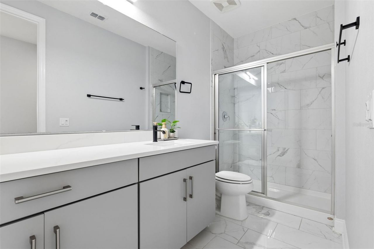 1216 Hull Island Drive, Oakland, FL 34787 Photo