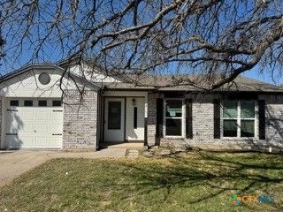 211 Robertstown Road , Copperas Cove, TX 76522 Main Photo